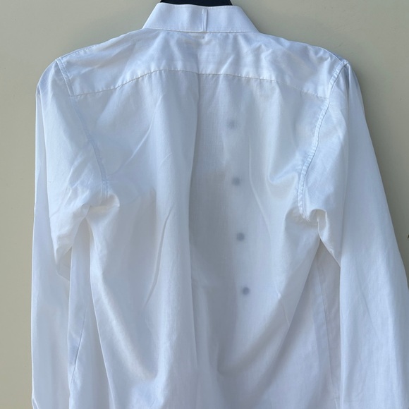 Elegant White Men's Dress Shirt - Picture 4 of 6